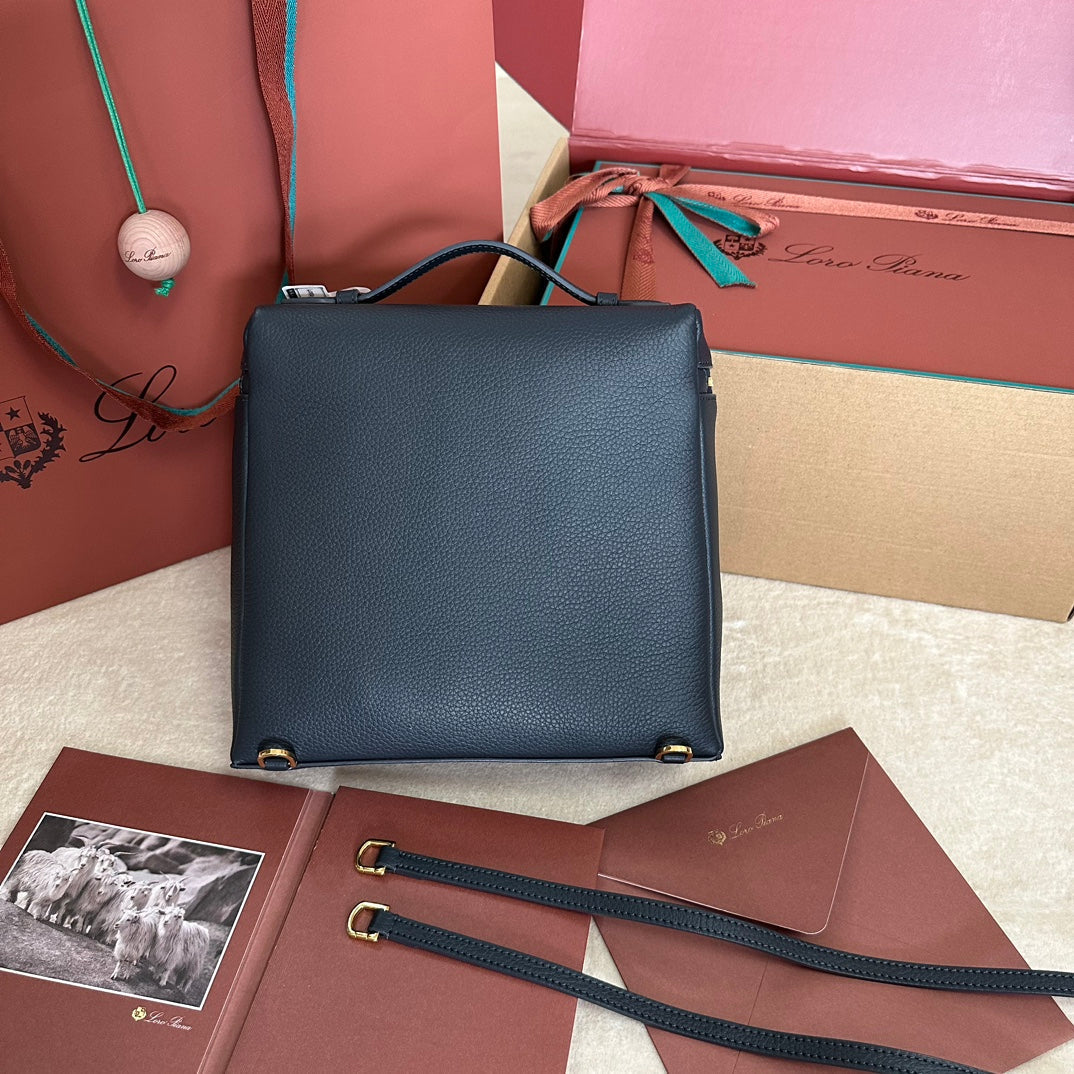 EXTRA POCKET BACKPACK L23.5 IN BLACK CALFSKIN WITH GOLD HARDWARE House Of Sarah