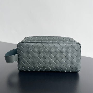 INTRECCIATO CLUTCH 26 IN CORDUROY GRAY CALFSKIN House Of Sarah