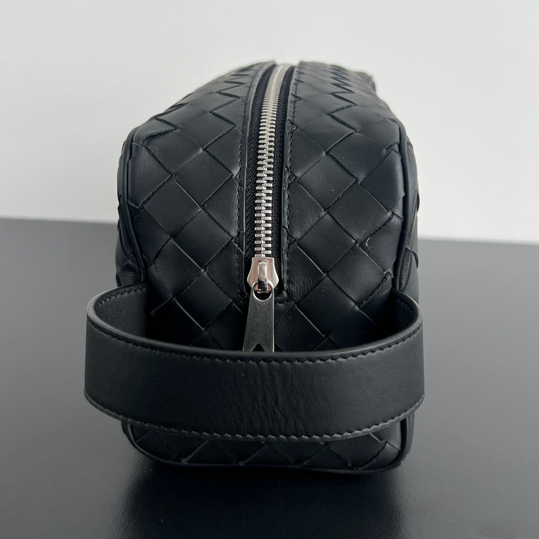 INTRECCIATO CLUTCH 26 IN BLACK CALFSKIN House Of Sarah Bags