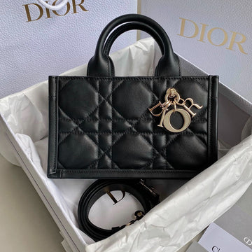 MINI BOOK TOTE 21 BLACK MACCROCANNAGE CALFSKIN House Of Sarah