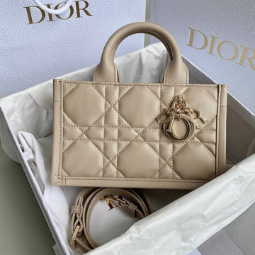 MINI BOOK TOTE 21 BEIGE CREAM MACCROCANNAGE CALFSKIN House Of Sarah