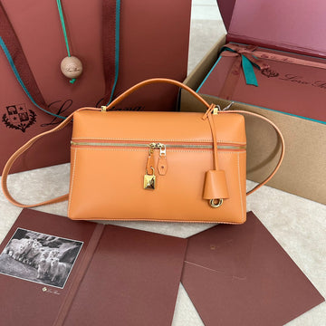 EXTRA BAG L27 IN NEON ORANGE SMOOTH CALFSKIN WITH GOLD HARDWARE by House Of Sarah
