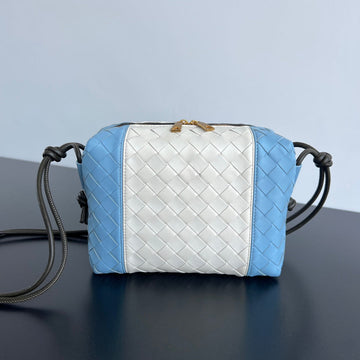 SMALL LOOP 22 IN SKY BLUE MIX WHITE CALFSKIN House Of Sarah