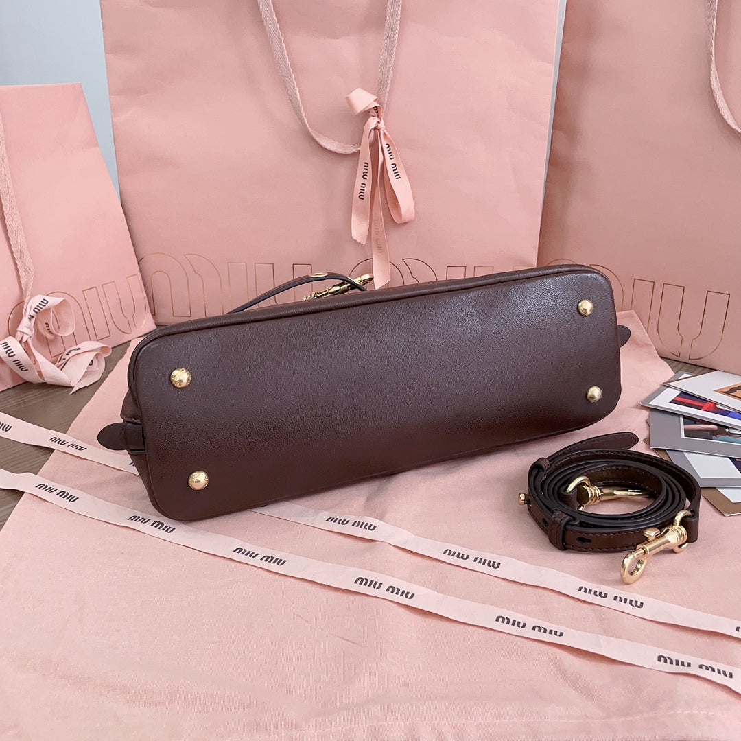 AVENTURE NAPPA BAG 28 IN CHESTNUT LAMBSKIN GOLD HARDWARE House Of Sarah