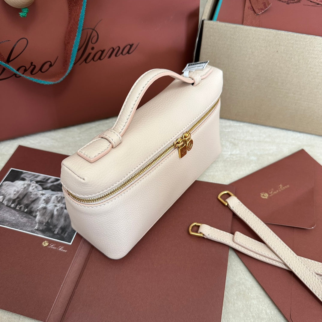 EXTRA POCKET L19 IN WHITE CREAM CALFSKIN WITH GOLD HARDWARE House Of Sarah Bags