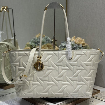 LARGE 41 TOUJOURS BAG IN WHITE MACROCANNAGE LAMBSKIN House Of Sarah Bags