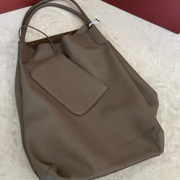 BALE HOBO EXTRA LARGE 40 BAG IN MEDIUM BROWN CALFSKIN House Of Sarah
