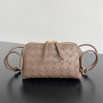 CONCERT POUCH 18 IN MEDIUM BROWN LAMBSKIN House Of Sarah Bags