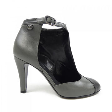 Chanel  d Pumps