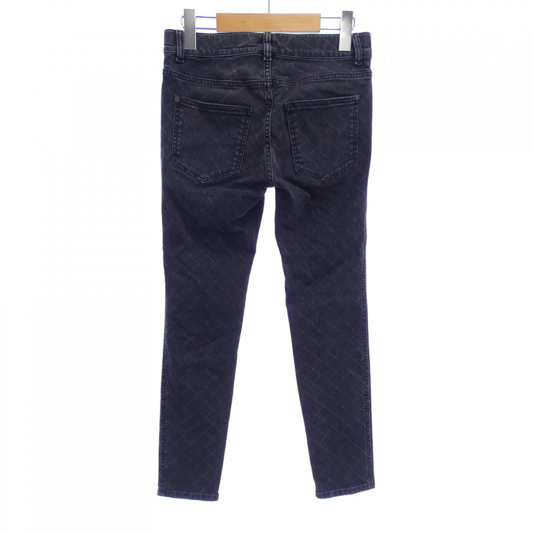 Chanel P56067V42237 Jeans
