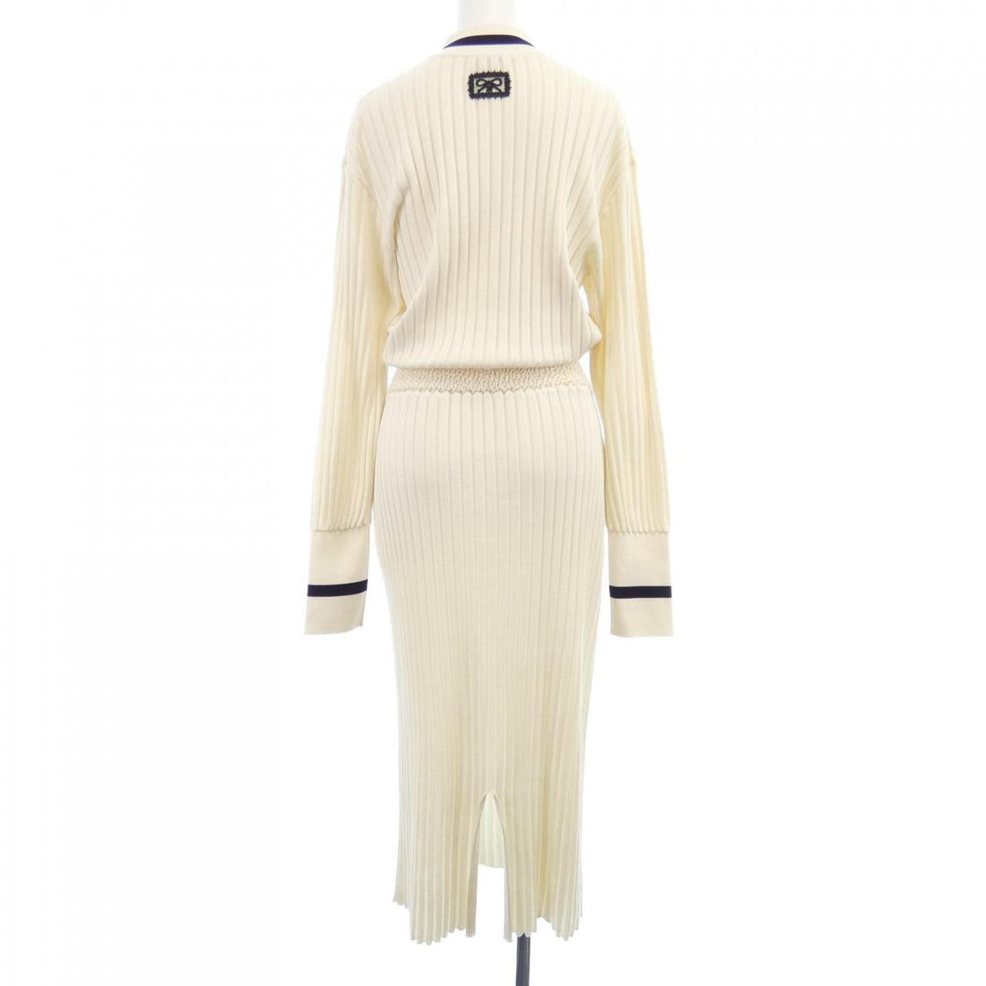 Chanel P76885K11091 Dress