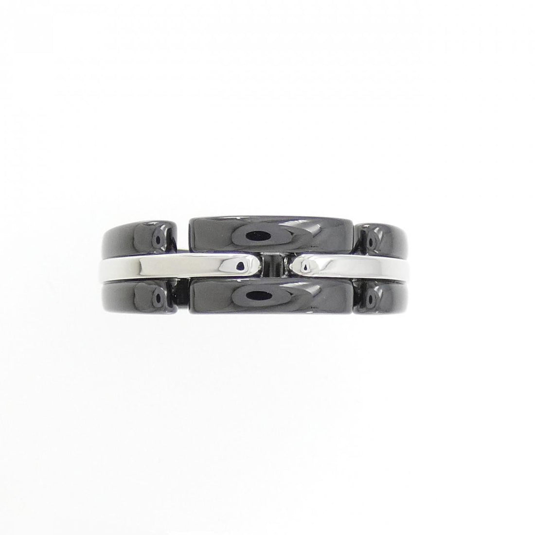 Chanel Ultra Collection 750 White Gold Ceramic Ring