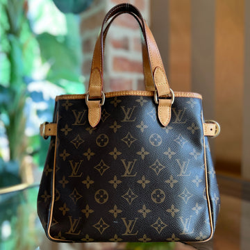 LOUIS VUITTON Batignolles Vertical Monogram Canvas Tote Bag