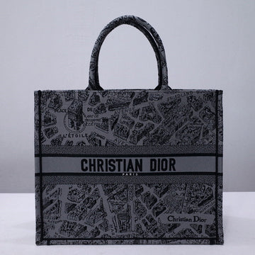 Dior Bags - 571
