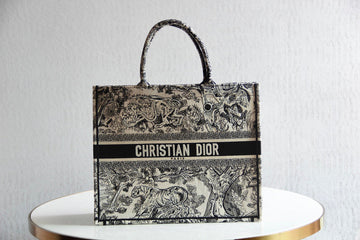 Dior Bags - 3821