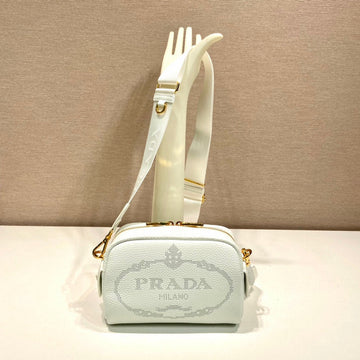 Prada Bags - 5546