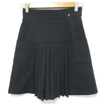Chanel Coco Mark Seersucker Pleated Skirt