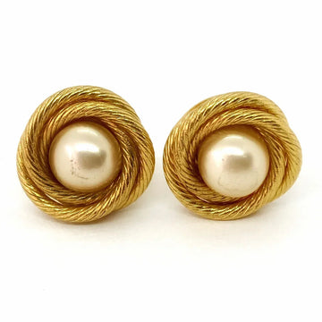Chanel Clip on earrings