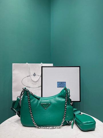 Prada Bags - 095