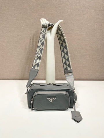 Prada Bags - 902
