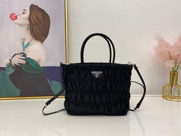 Prada Bags - 2689