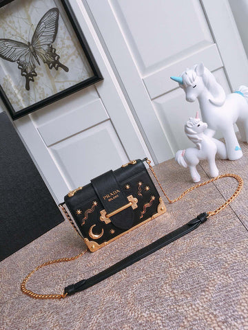 Prada Bags - 3863