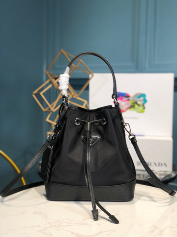 Prada Bags - 653