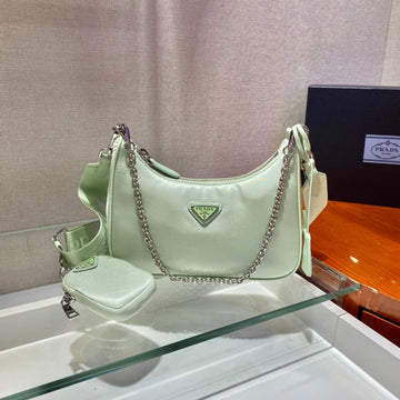 Prada Bags - 7106