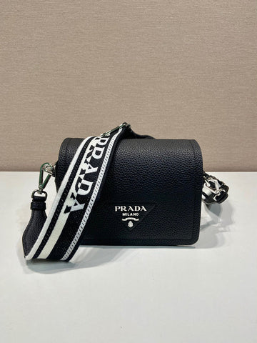 Prada Bags - 535