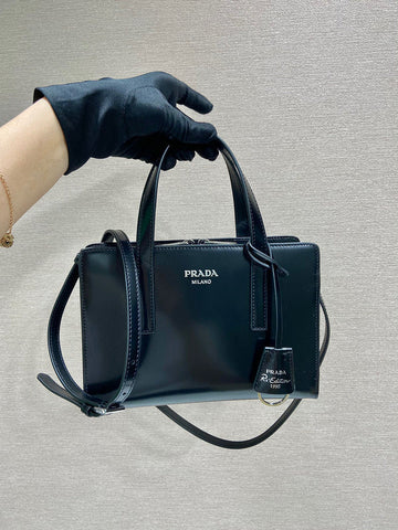 Prada Bags - 1962