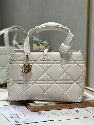 Dior Bags - 376