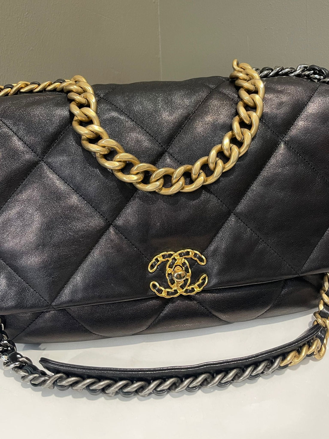 Chanel 19 Flap Bag Black
