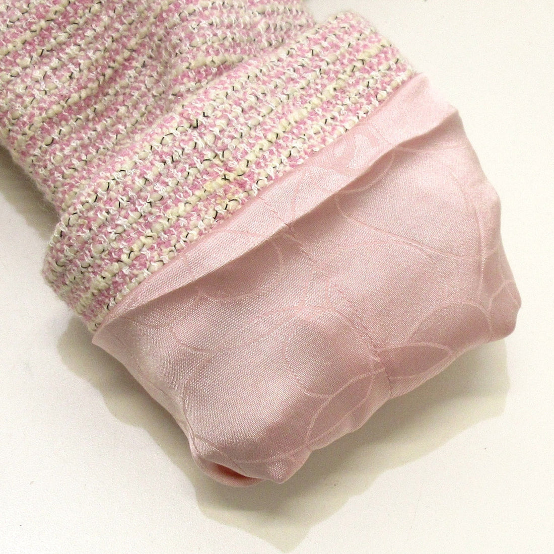 Chanel Pink tweed Blazer, 36