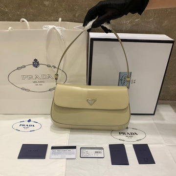Prada Bags - 382