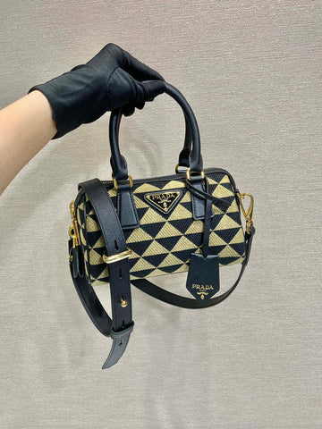 Prada Bags - 923