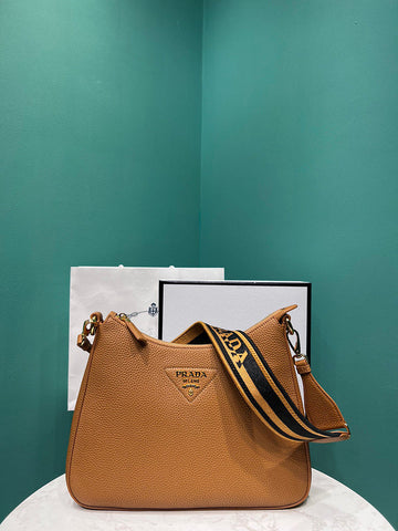 Prada Bags - 849