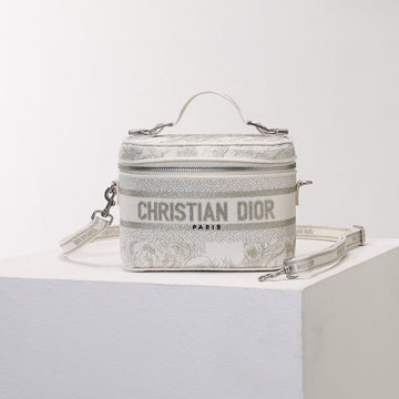 Dior Bags - 4353