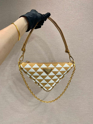 Prada Bags - 927