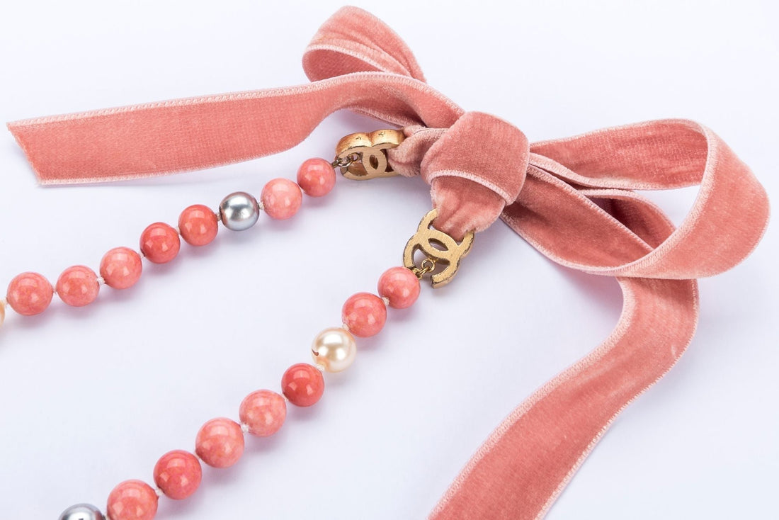 [ ] Chanel Coral Color Necklace