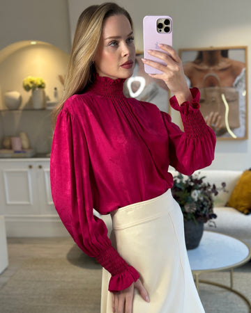 Gucci Fuchsia Silk Blo  with Floral Print Detail IT 38 (UK 6)