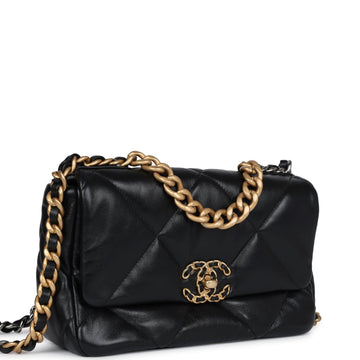 Chanel Medium 19 Flap Bag Black Lambskin Mixed Hardware