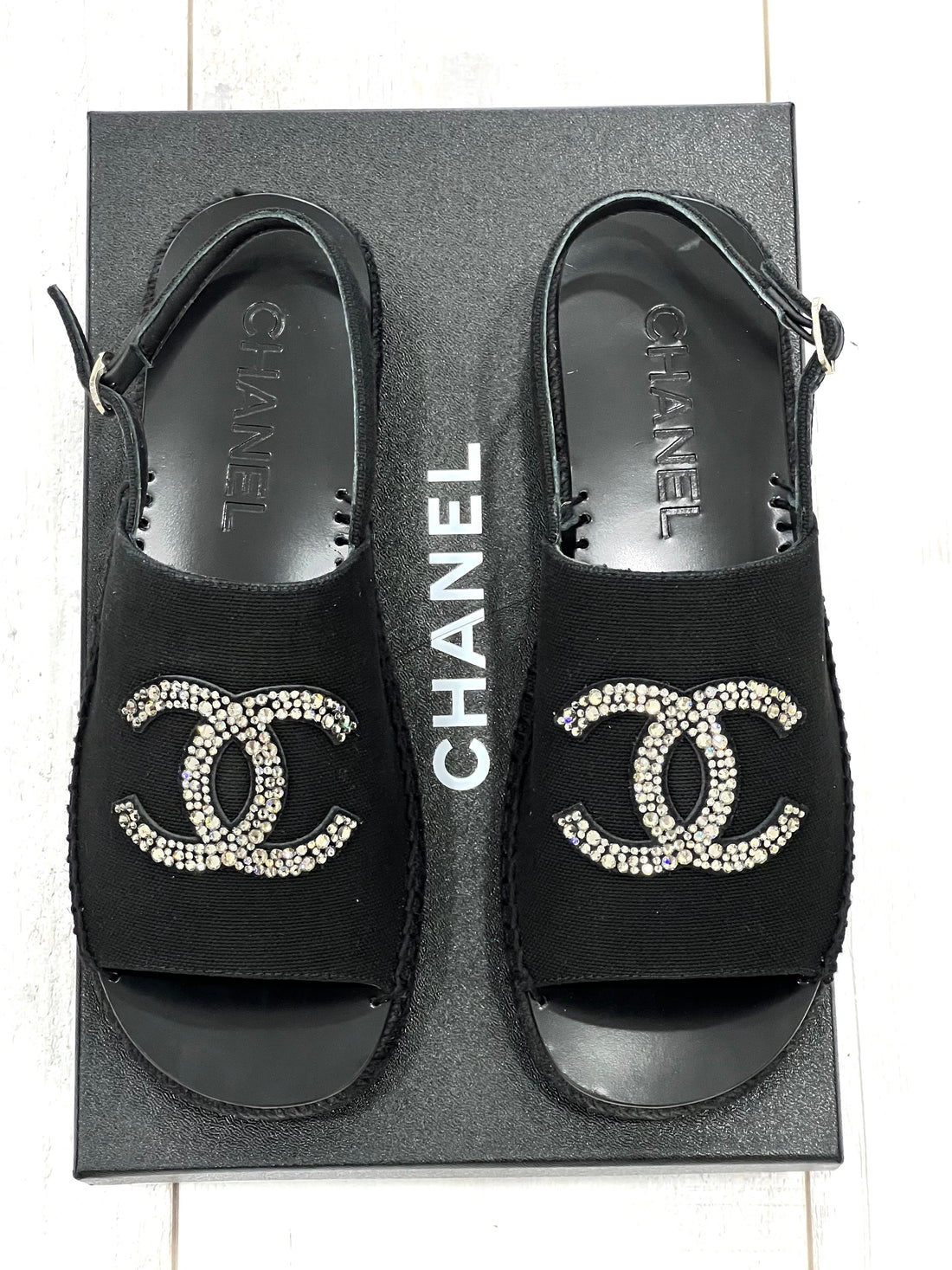 CHANEL INTERLOCKING CC LOGO SLINGBACK SANDALS