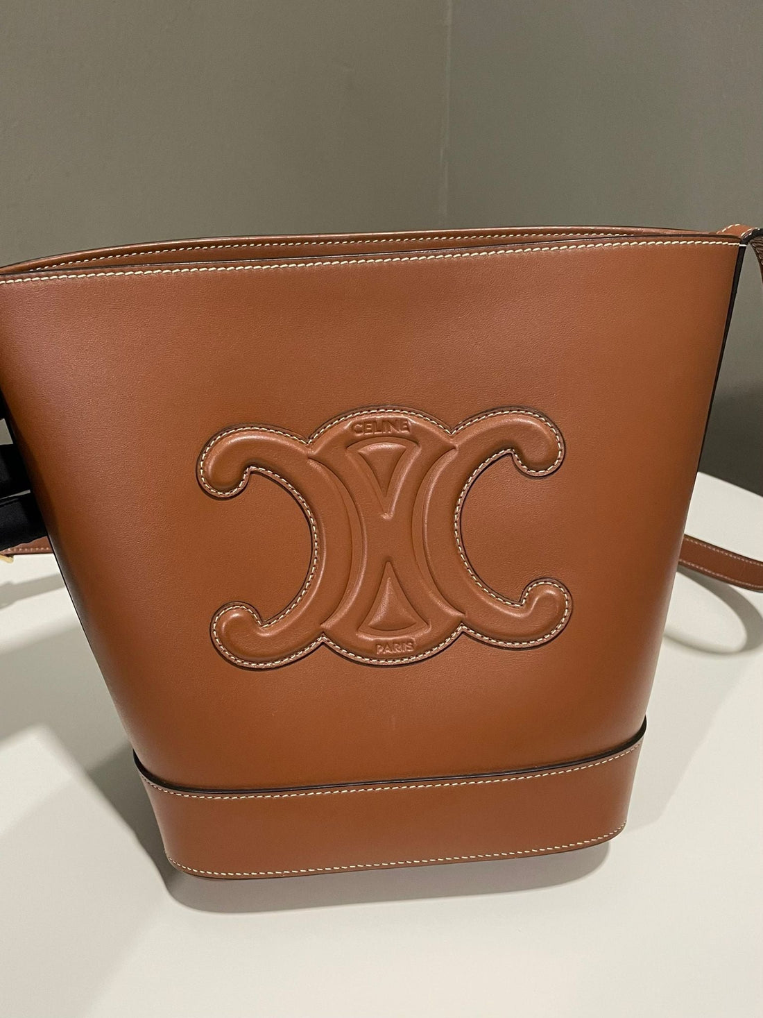 Celine Bucket Cuir Triomphe bag Tan Calfskin