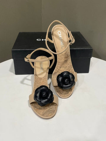 Chanel 14C Camellia Wedge Sandal Beige/ Black Cork  Size 37C