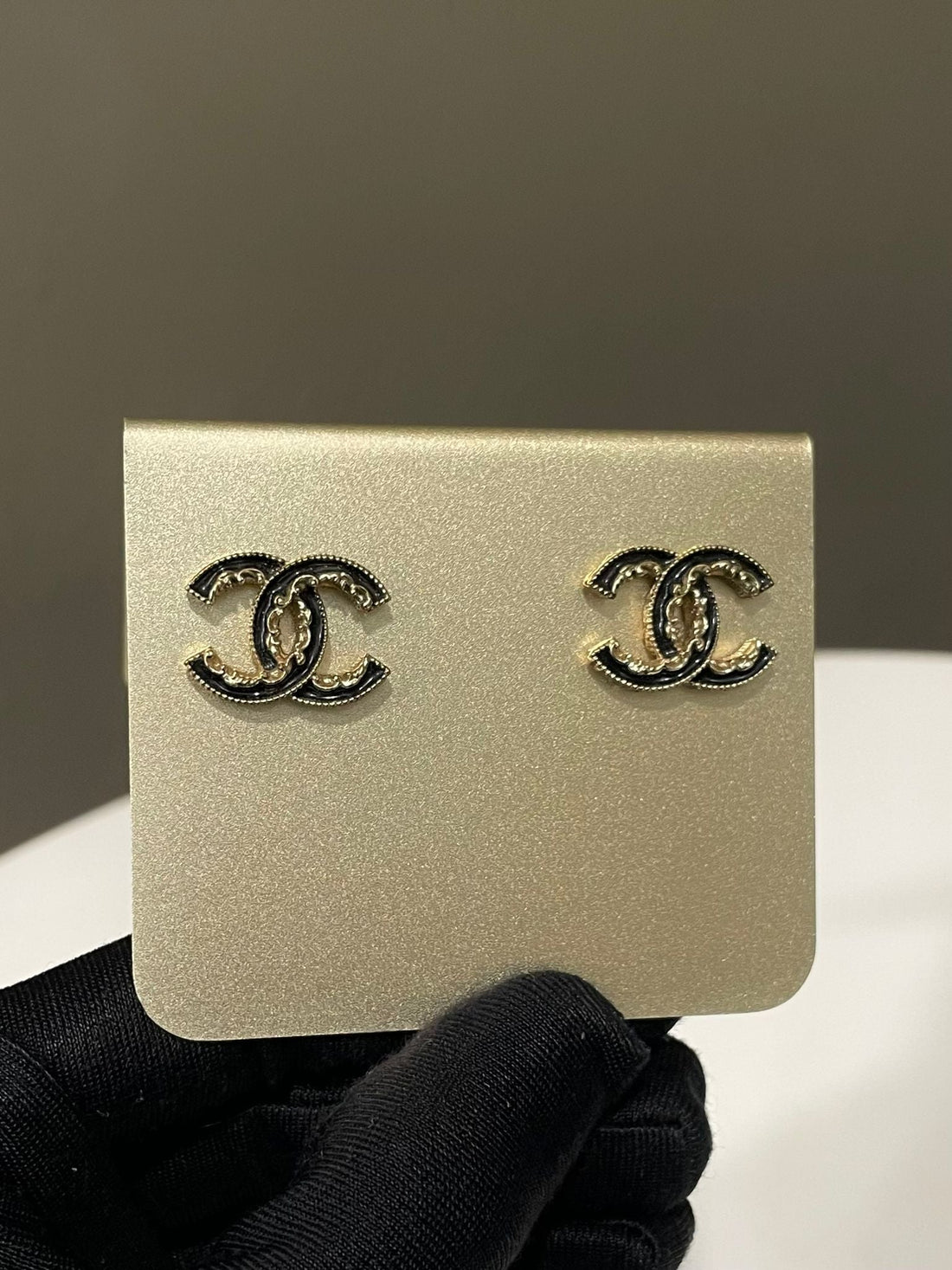 Chanel 14V Cc Earring Black Enamel