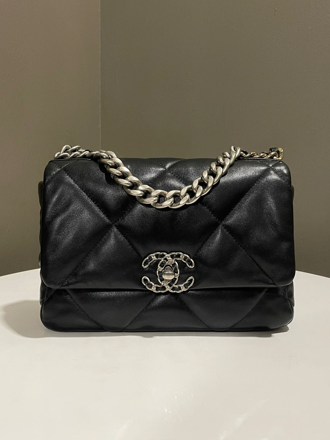 Chanel 19 Flap Bag Black