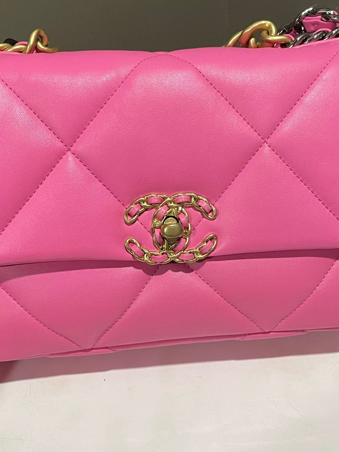 Chanel 19 Flap Bag Bubblegum Pink