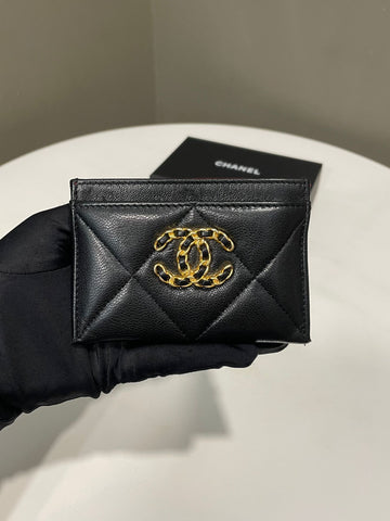 Chanel 19 Quilted Cc Logo Card Holder Black Lambskin