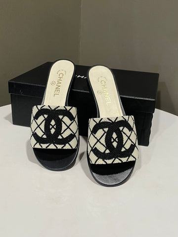 Chanel 20P Beaded Cc Slide Black/ White  Size 37C