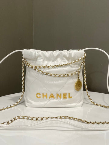 Chanel 22 Mini White Ivory